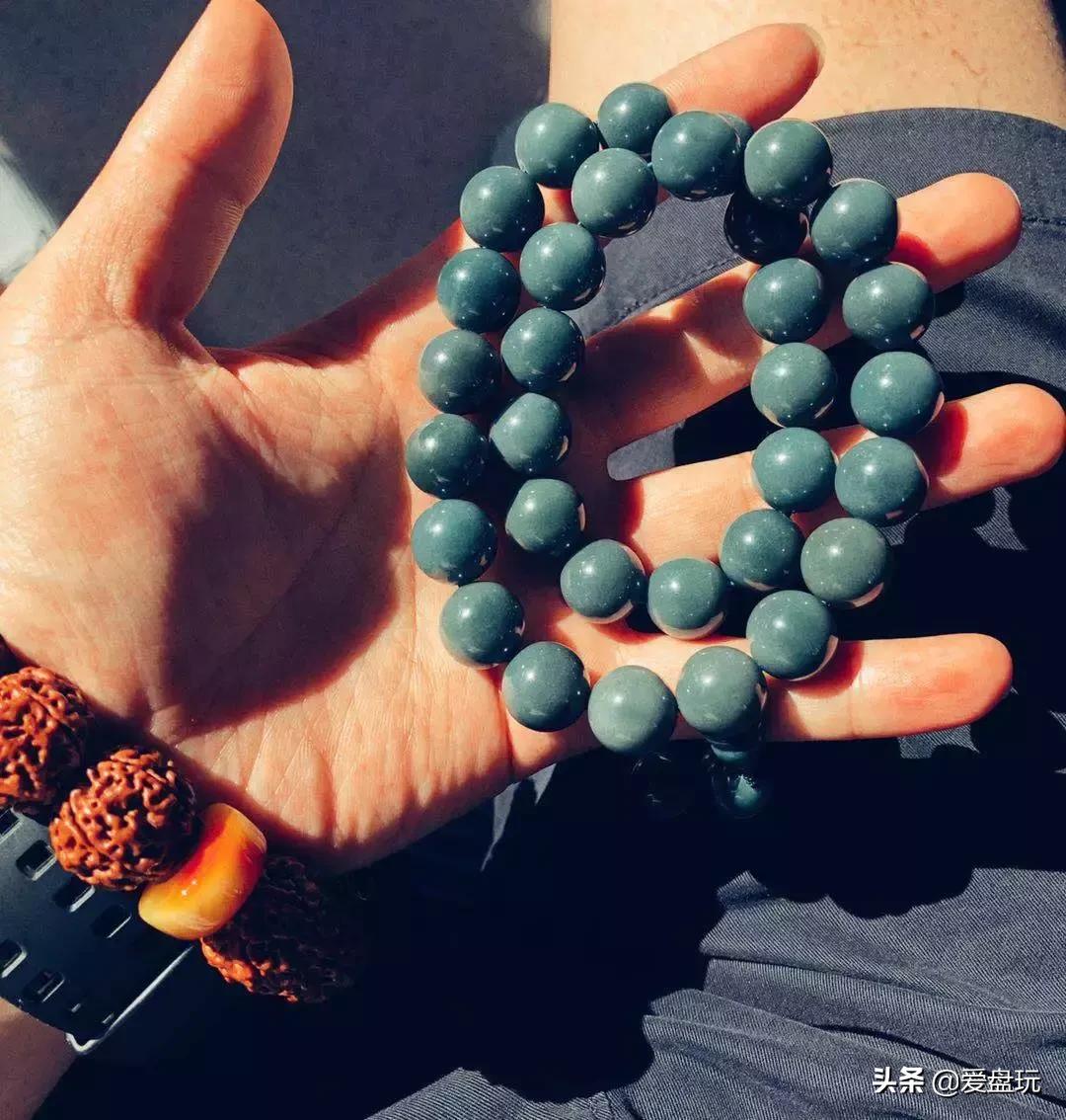 玩手持手串的男生,玩手串的男生是不是都老了