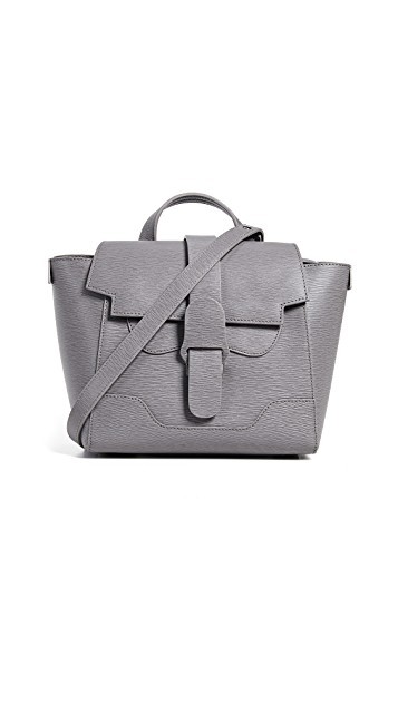 买一个品质好的女士双肩包,小女生适合背的双肩包推荐