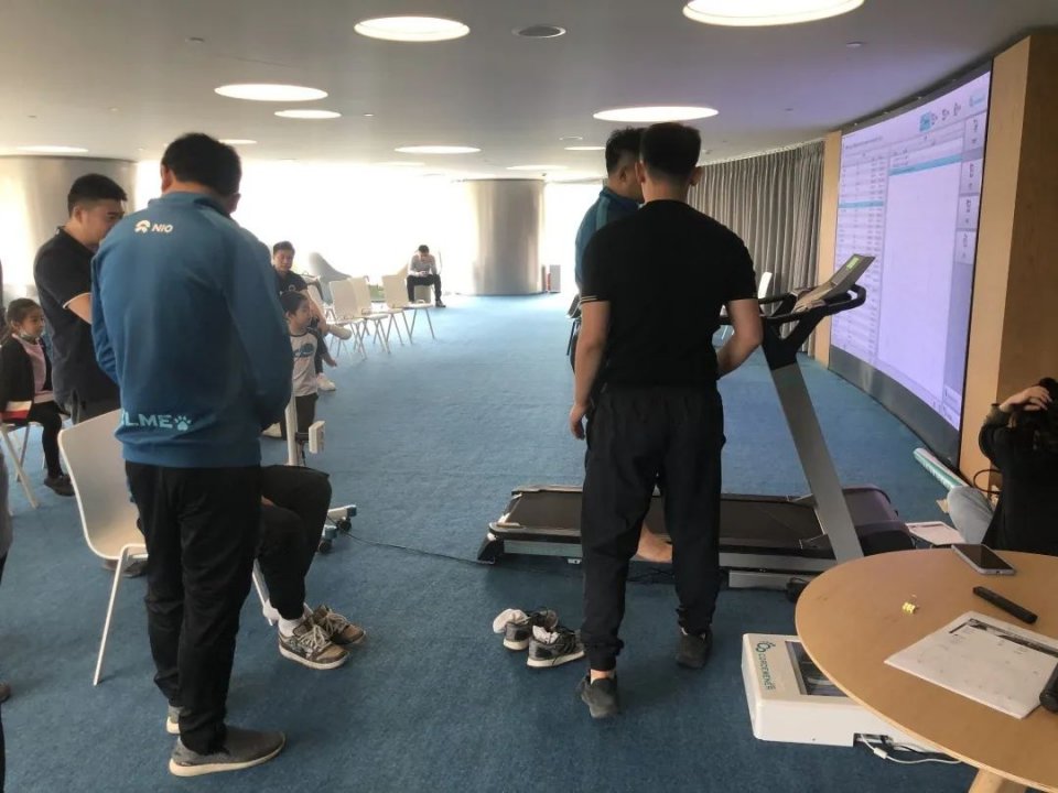 德国科德曼和橙捷,科德曼足球