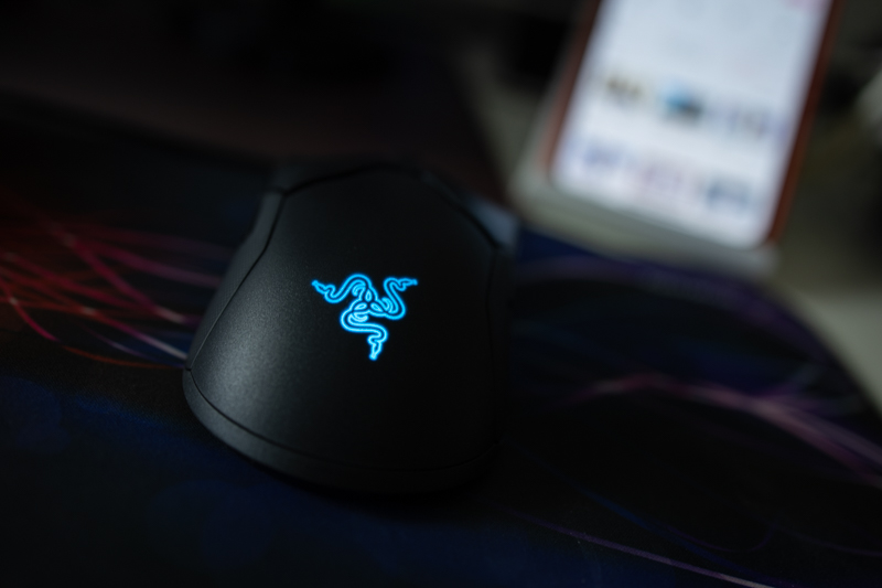 雷蛇razer毒蝰有线鼠标20000dpi,razer雷蛇鼠标三丽鸥测评
