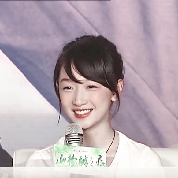 谋女郎周冬雨新电影定档七夕,2016年出道6年的谋女郎周冬雨