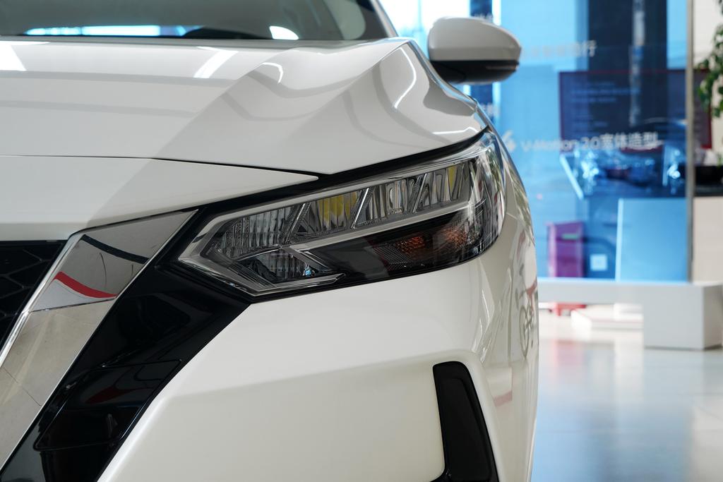 日产轩逸2013年还能卖多少钱,19年日产轩逸现在卖多少钱