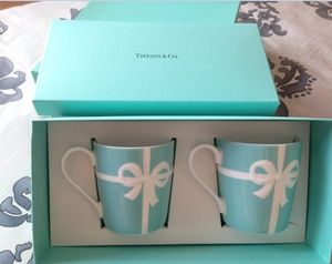 特别喜欢买杯子是什么心理,女生为什么让你给她买杯子