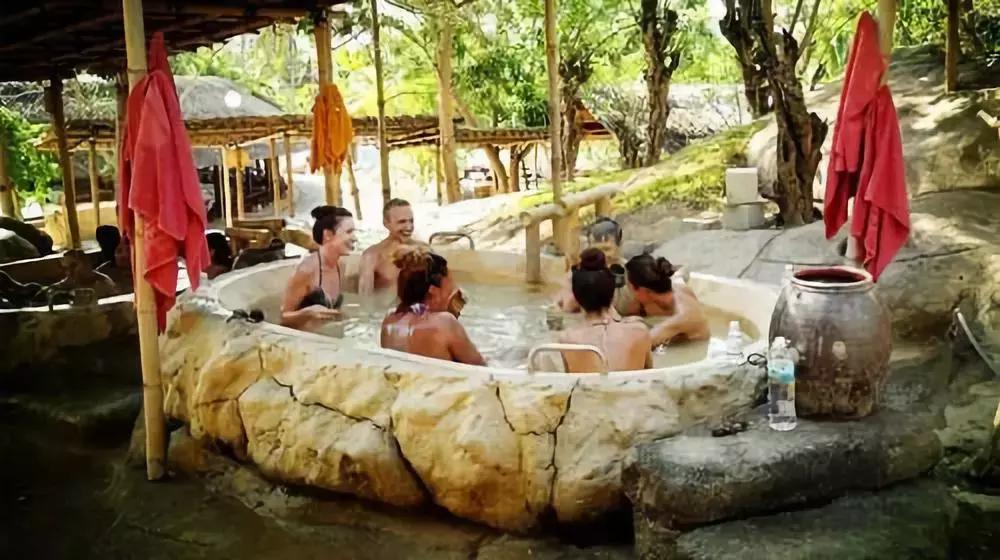 国庆人少自驾游推荐,国庆人少地方旅游推荐