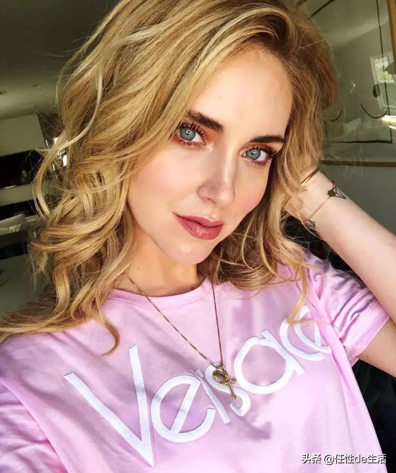 没有睫毛膏怎么化妆好看,化妆不画眼影和睫毛膏好看吗