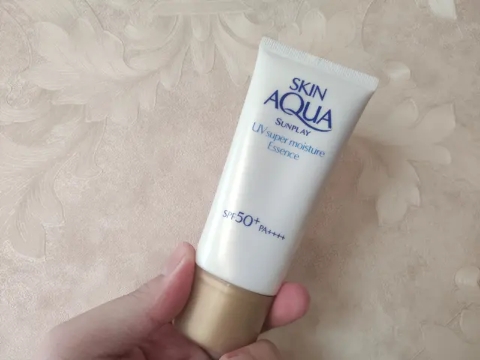 清爽防晒效果好的防晒霜 (清爽不油腻防晒效果好的防晒霜)