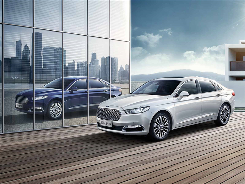 当你面对合资品牌高端车型和豪华品牌低端车型时，会怎么选？