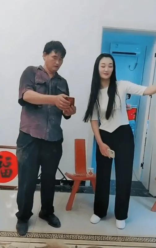 儿媳妇的野心慢慢暴露？大衣哥借酒消愁，他该如何解决？