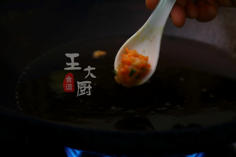 家常糖醋丸子怎么自己调汁,家常糖醋丸子怎么调汁