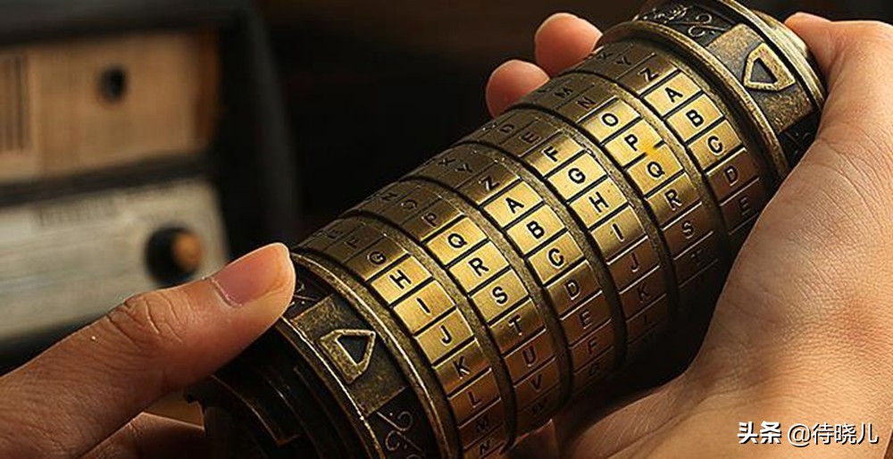 读七本书,观三部电影,揭秘小说与影视中的丹布朗结构