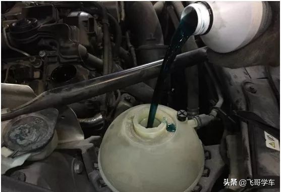 宝马f18保养完抖动,宝马f18十四万公里要换什么