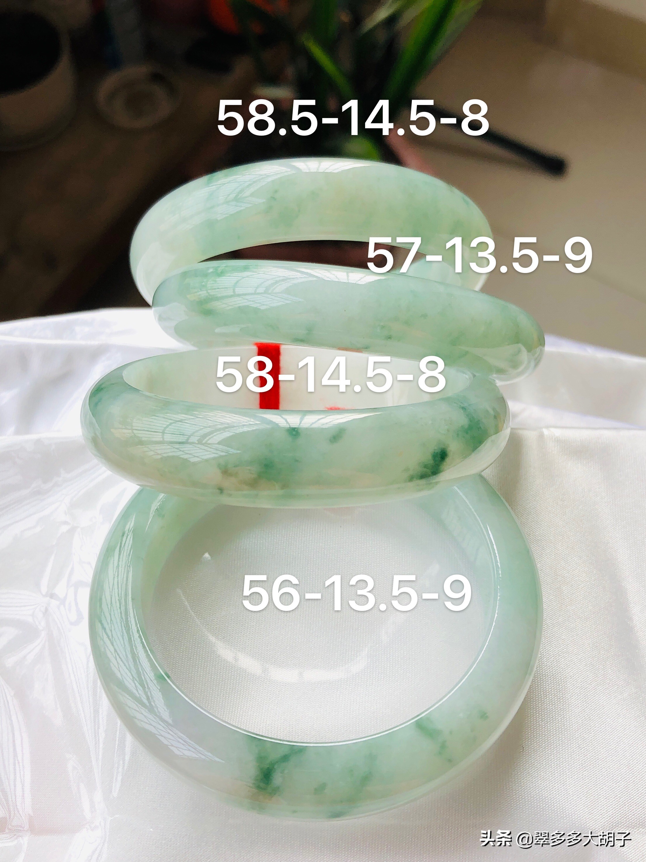 一万多定制的手镯,手镯定制少坑吗