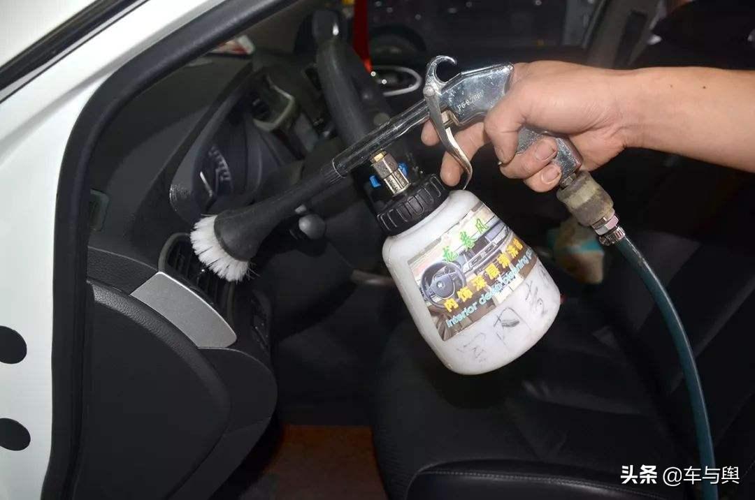 车内空调有异味严重怎样清除,如何用空调去除车内异味