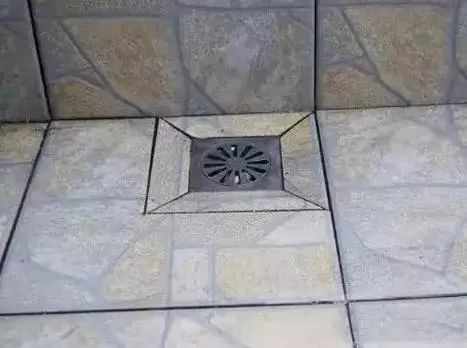 最简易的干湿分离淋浴间,淋浴区干湿分离