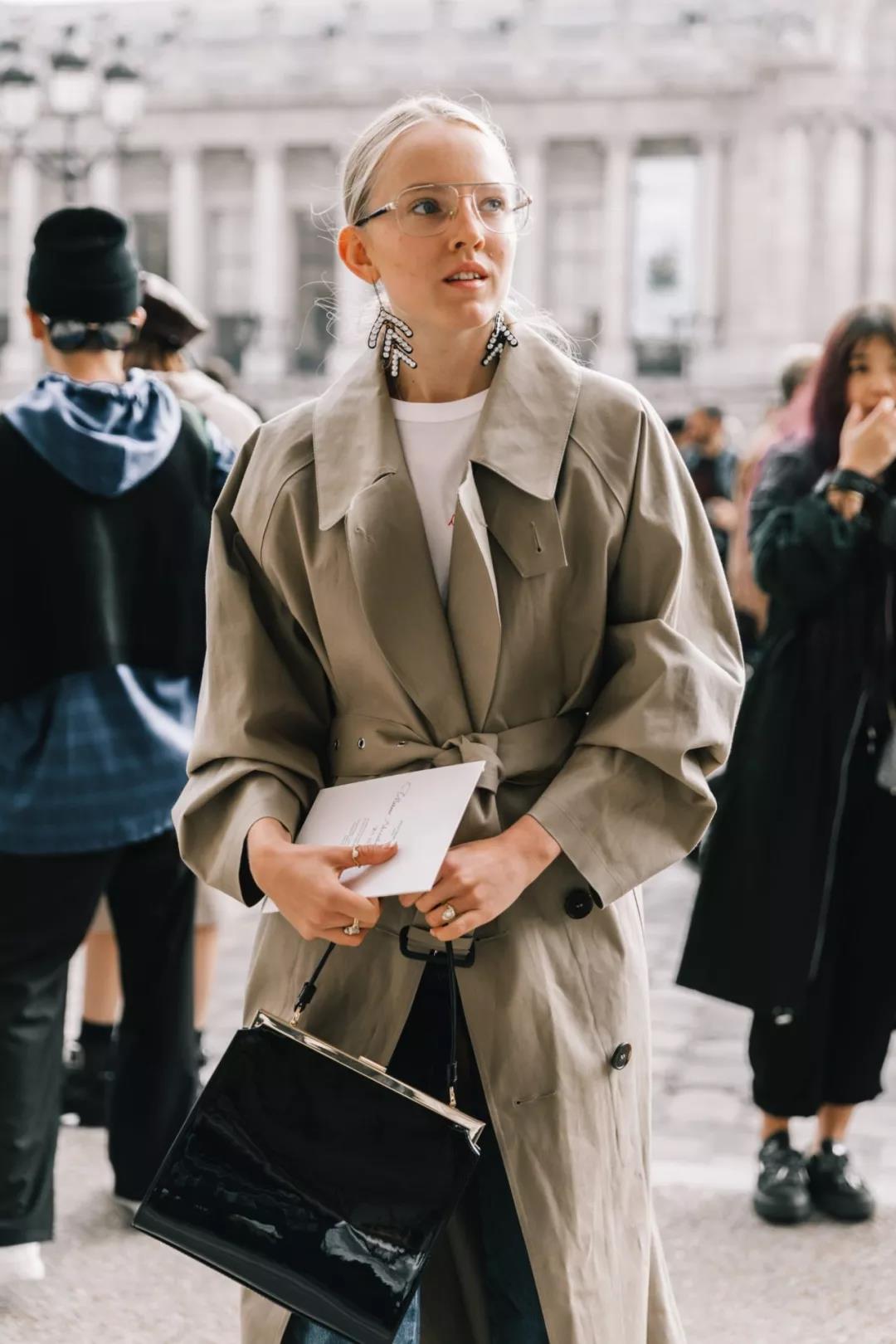 等疫情结束了大家可以出门了,等疫情结束后带你去呼吸新鲜空气