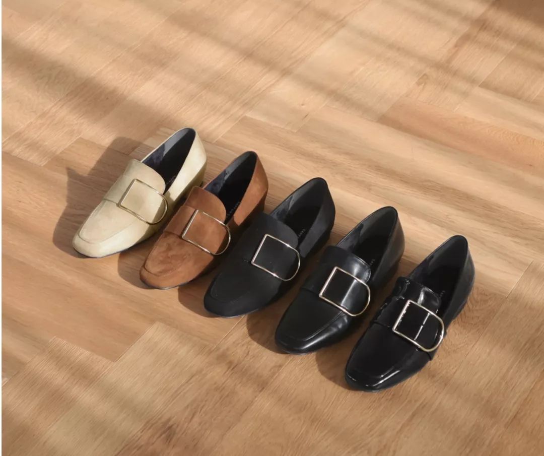 闊╁墽濂宠绌挎惌鍝佺墝,闊╁墽濂充富绌挎惌鍝佺墝