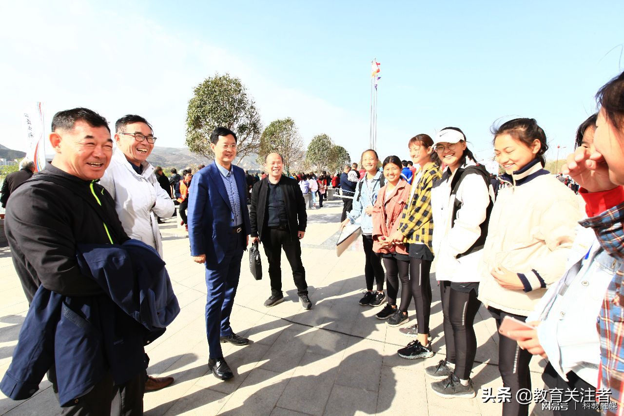 郑州市第九十四中学运动会,郑州第九十四中2017年运动会