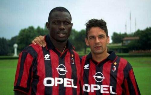 维阿足球先生,维阿个人简介