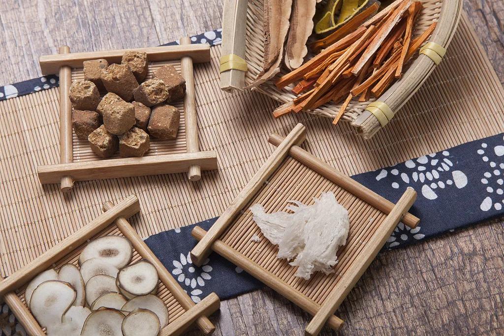 中药有什么禁忌和注意事项,服用中药有禁忌大家一定要注意