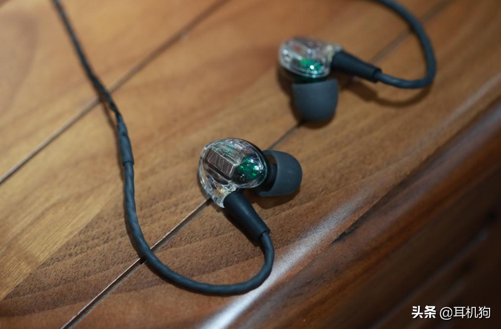被日本媒体评价最合适3k价位入耳式动铁耳机威士顿umpro30评测