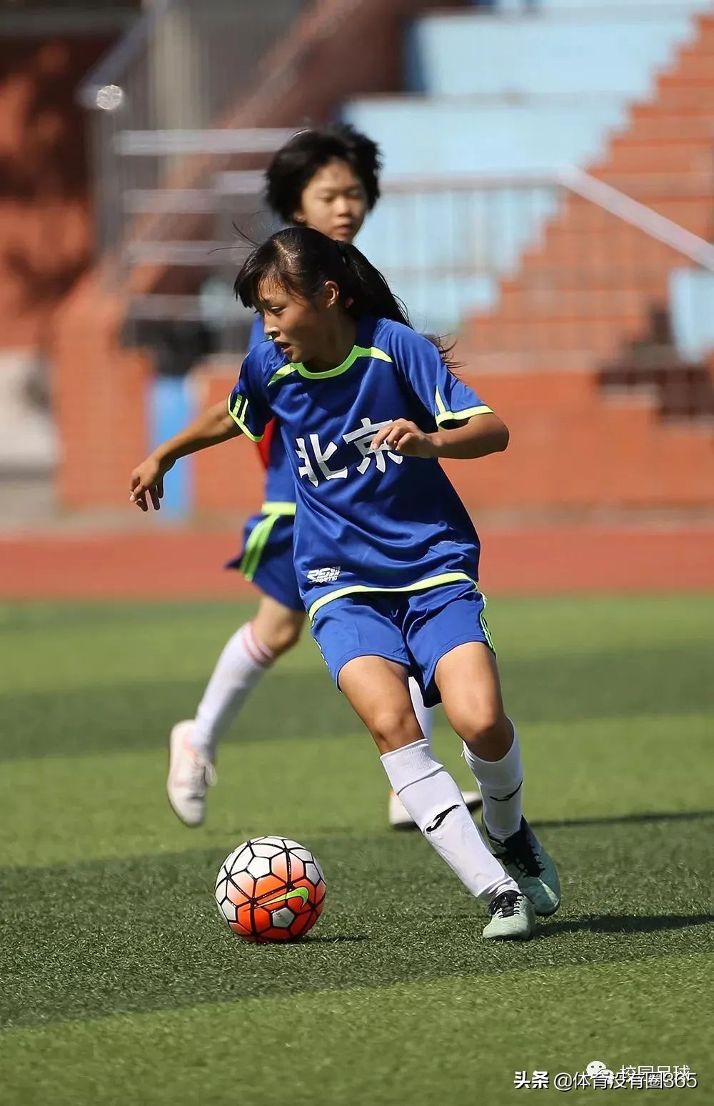 踢球女孩,哪些大学有女足队员