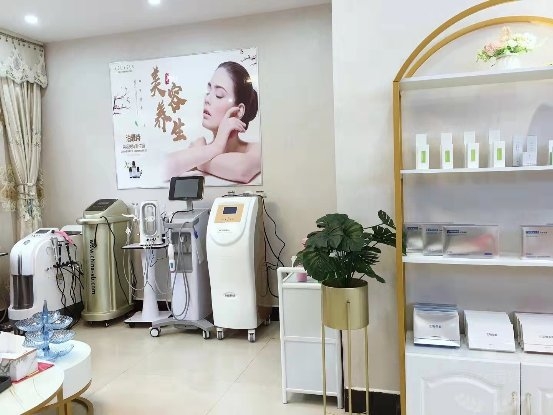 泊雅诗植物护肤养生工坊,江苏中低档美容院加盟哪家好