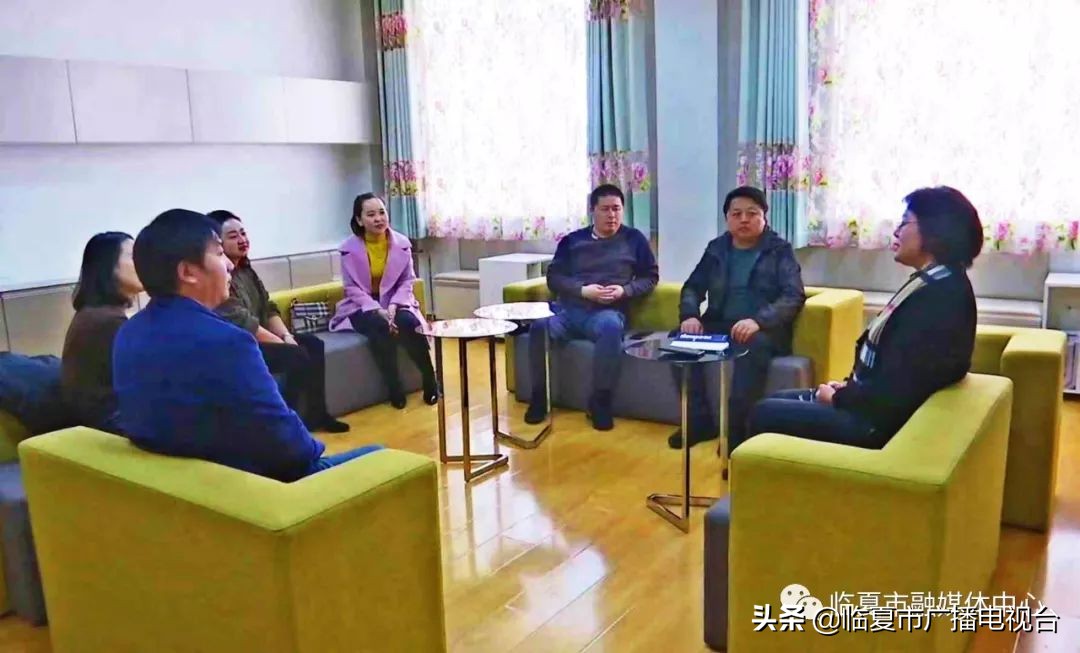 省教育厅专家组一行到临夏市实验幼儿园开展省级示范幼儿园评估验收工作