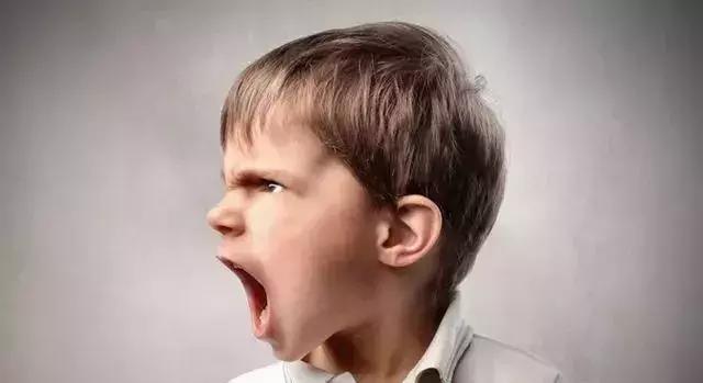 儿童压力大导致抽动症,孩子压力大引起的抽动症