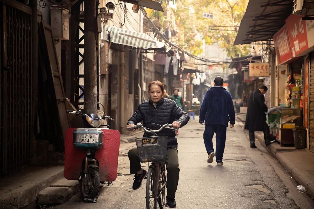 那些离开北上广深的后悔了吗,那些离开武汉的人