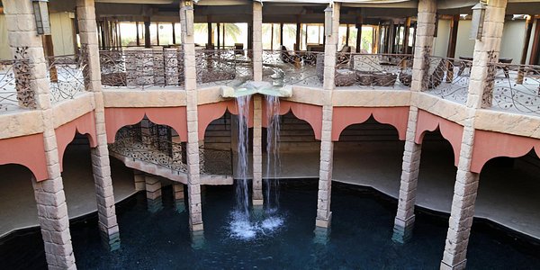 阿布扎比海边度假,海滩和沙漠