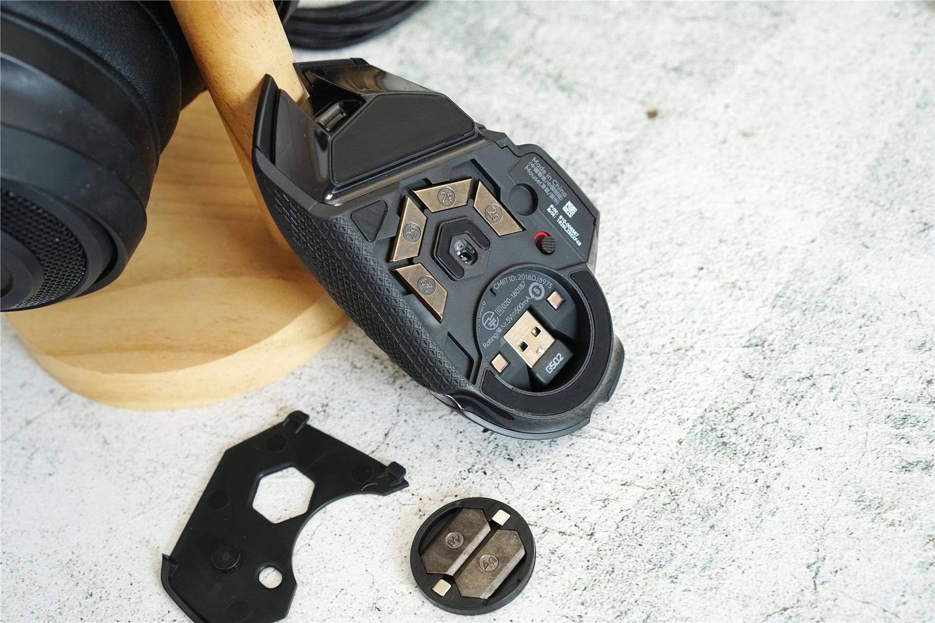 蜕变罗技g502鼠标评测,最佳游戏鼠标罗技g502lightspeed