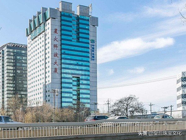 钻石戒指戴在大拇指,钻石戒指戴在手上有什么讲究