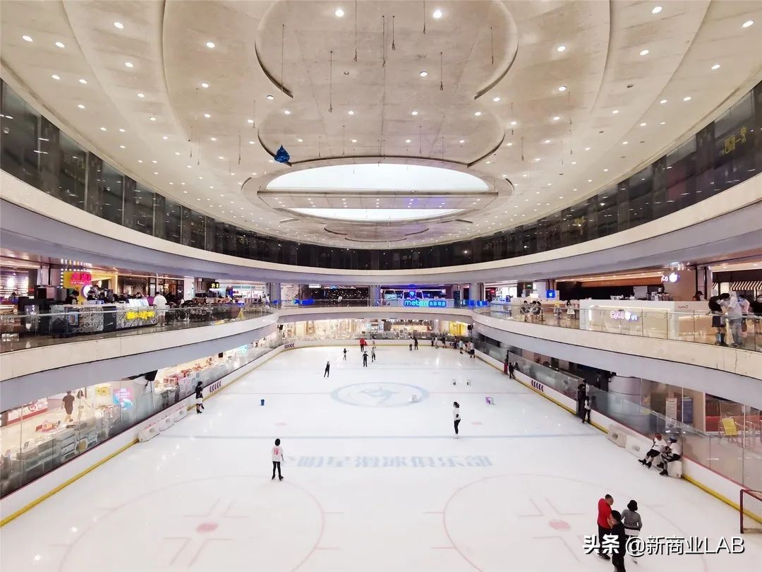 武商武汉国际广场变形记，拥抱变革，推动发展