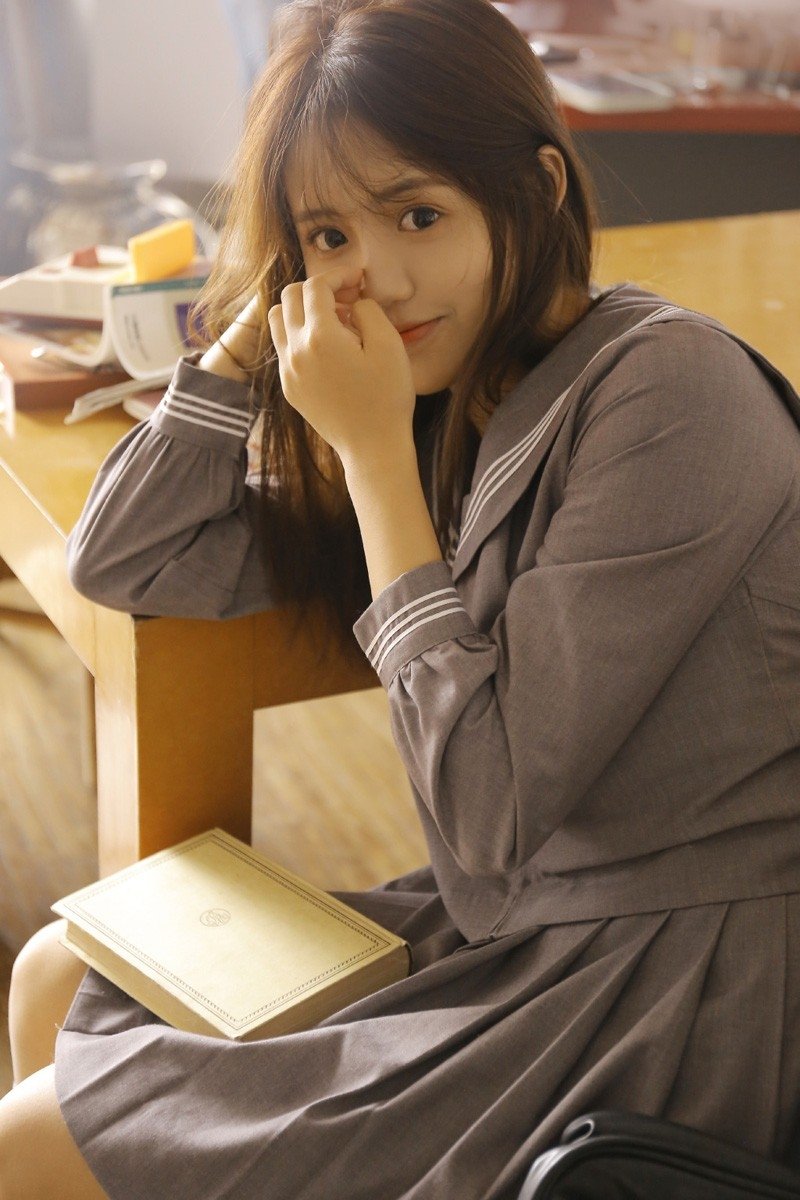 日本学生的游泳制服,00后日本高中制服