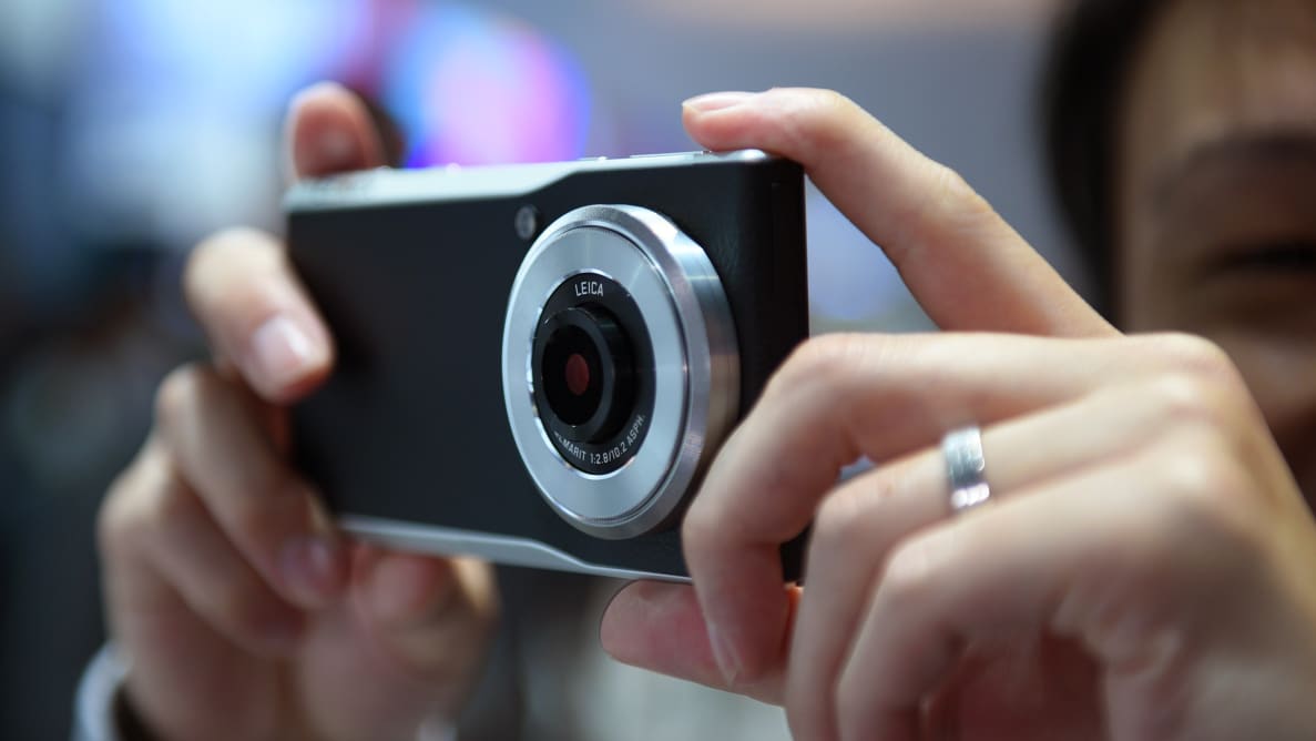 夏普AQUOSR8系列新机,夏普新旗舰机aquosr7