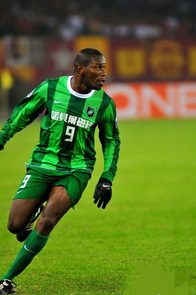 十年了还能踢足球吗,绿城24年亚冠