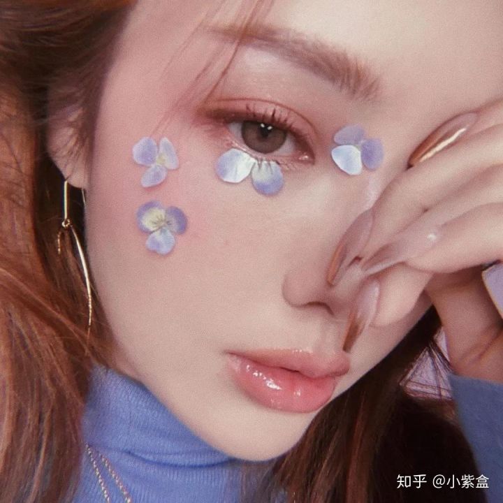 戴口罩脸上长闭口粉刺怎么办,怎么戴口罩才能不闷痘