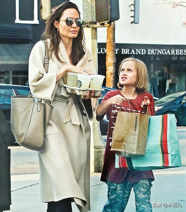 别再瞎买包包了原厂清仓大牌男包,别再沉迷大牌这5款小众品牌包包