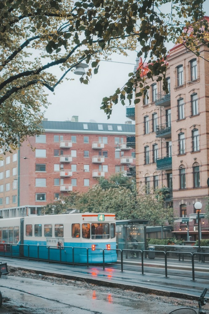 去哥德堡需要带当地钱吗,去卡塔尔必买