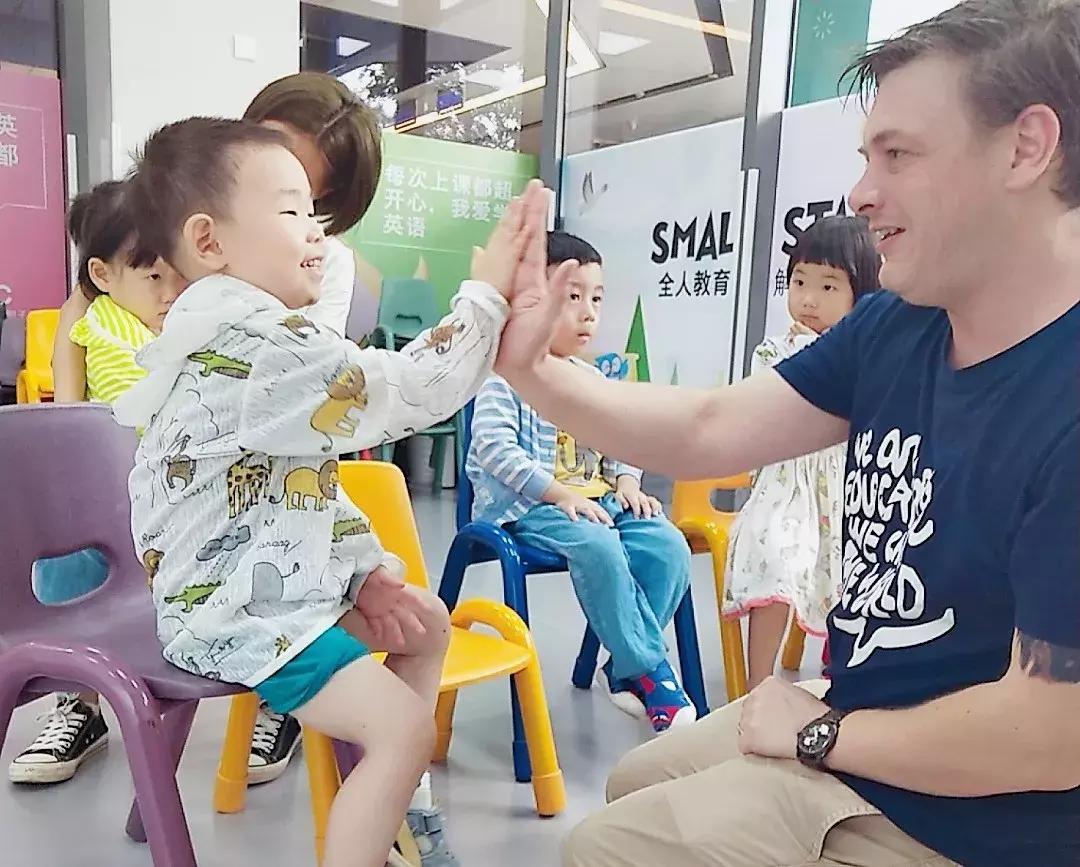 绿地606中心预售开启，实探全新升级的英孚外教试听课堂