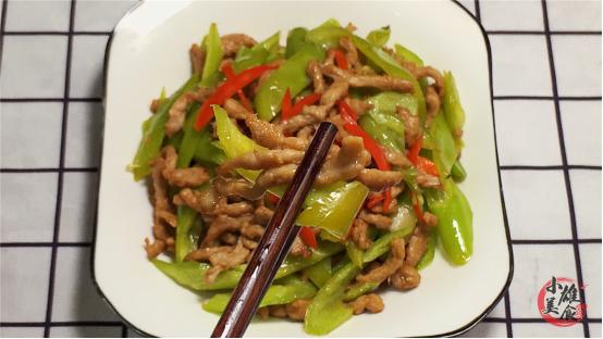 炒肉丝时，肉丝嫩不嫩关键在腌制！大厨教你肉丝腌制的正确步骤