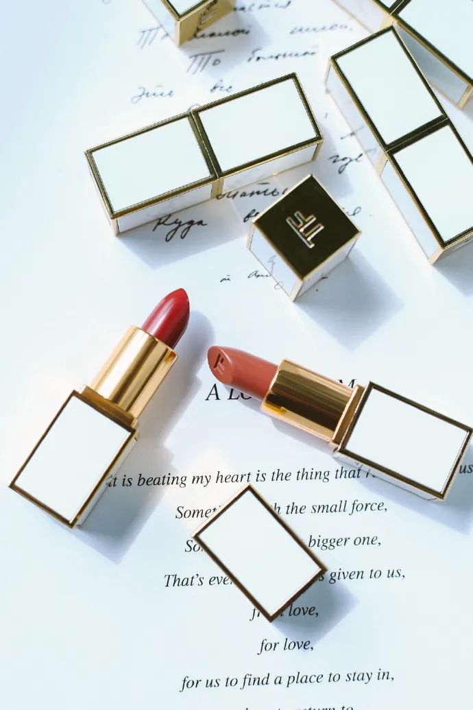 能让我在戴口罩期间都忍不住剁手的口红，就是这几支了！