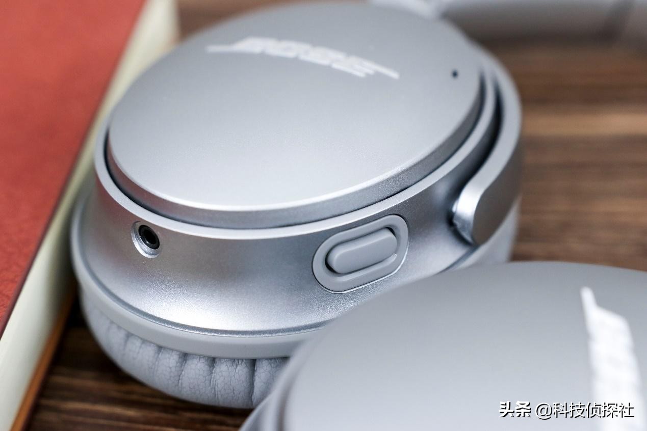 飞机上的耳机和普通耳机有区别吗,飞机上发的耳机是什么耳机