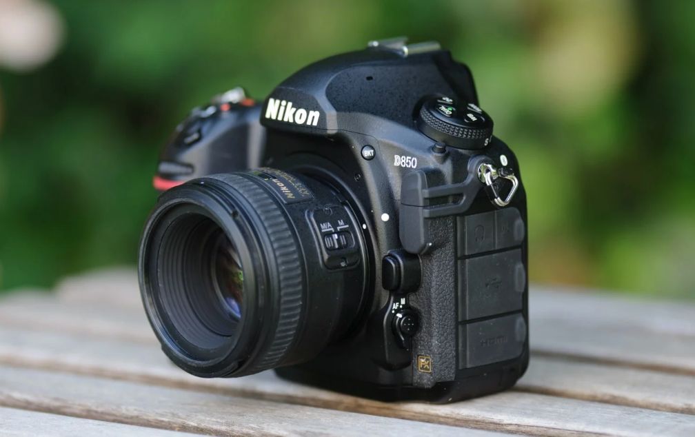 二手尼康d750和佳能6d2,佳能6d2和尼康d7500选哪一个