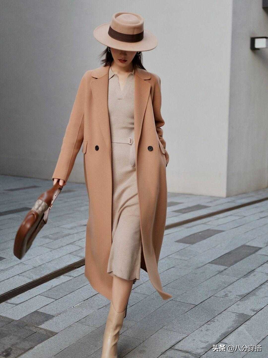 棕色大衣秋冬高级感,休闲黄棕色大衣怎么穿出高级感