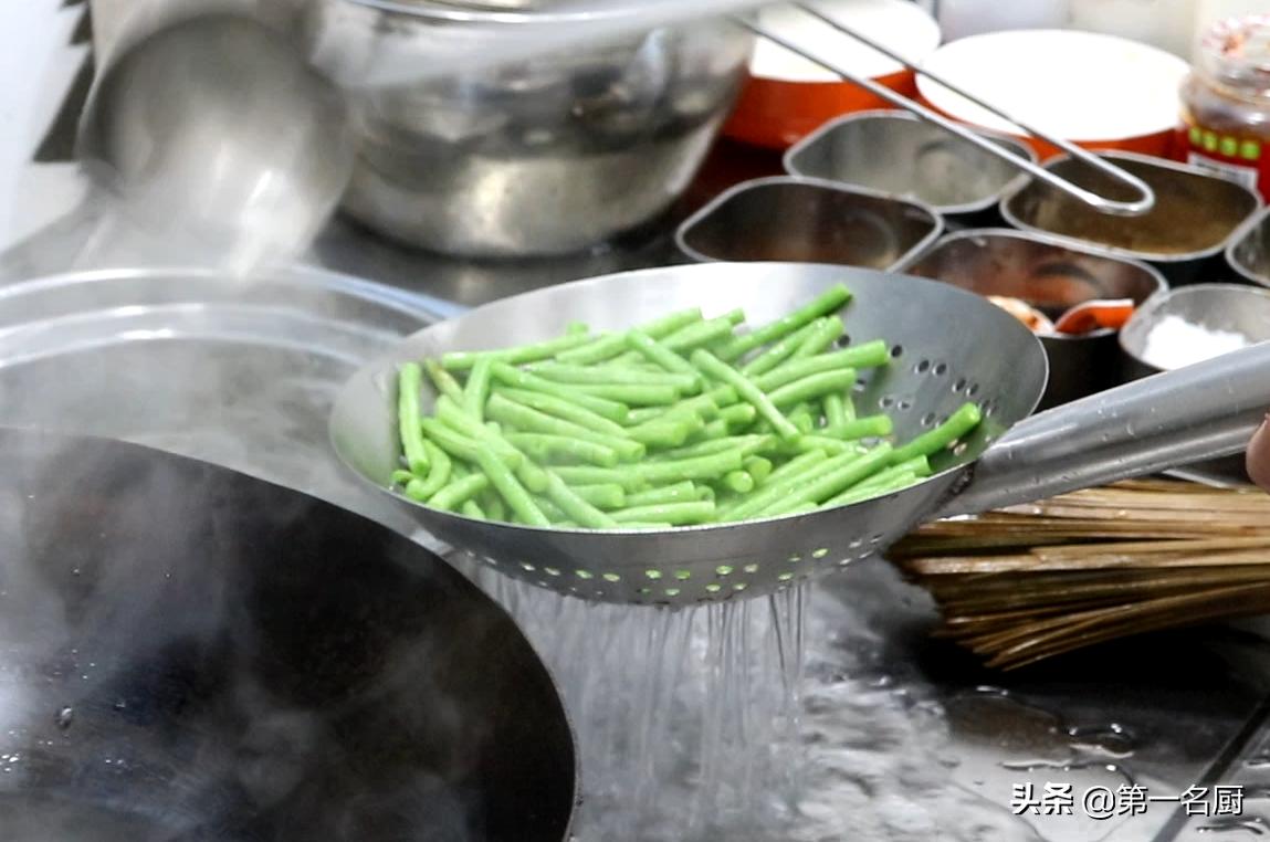 凉拌豆角汁怎么调,怎么调拌豆角汁