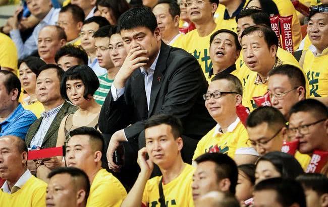 名嘴评论男篮,篮球名嘴谈骑士1:3勇士