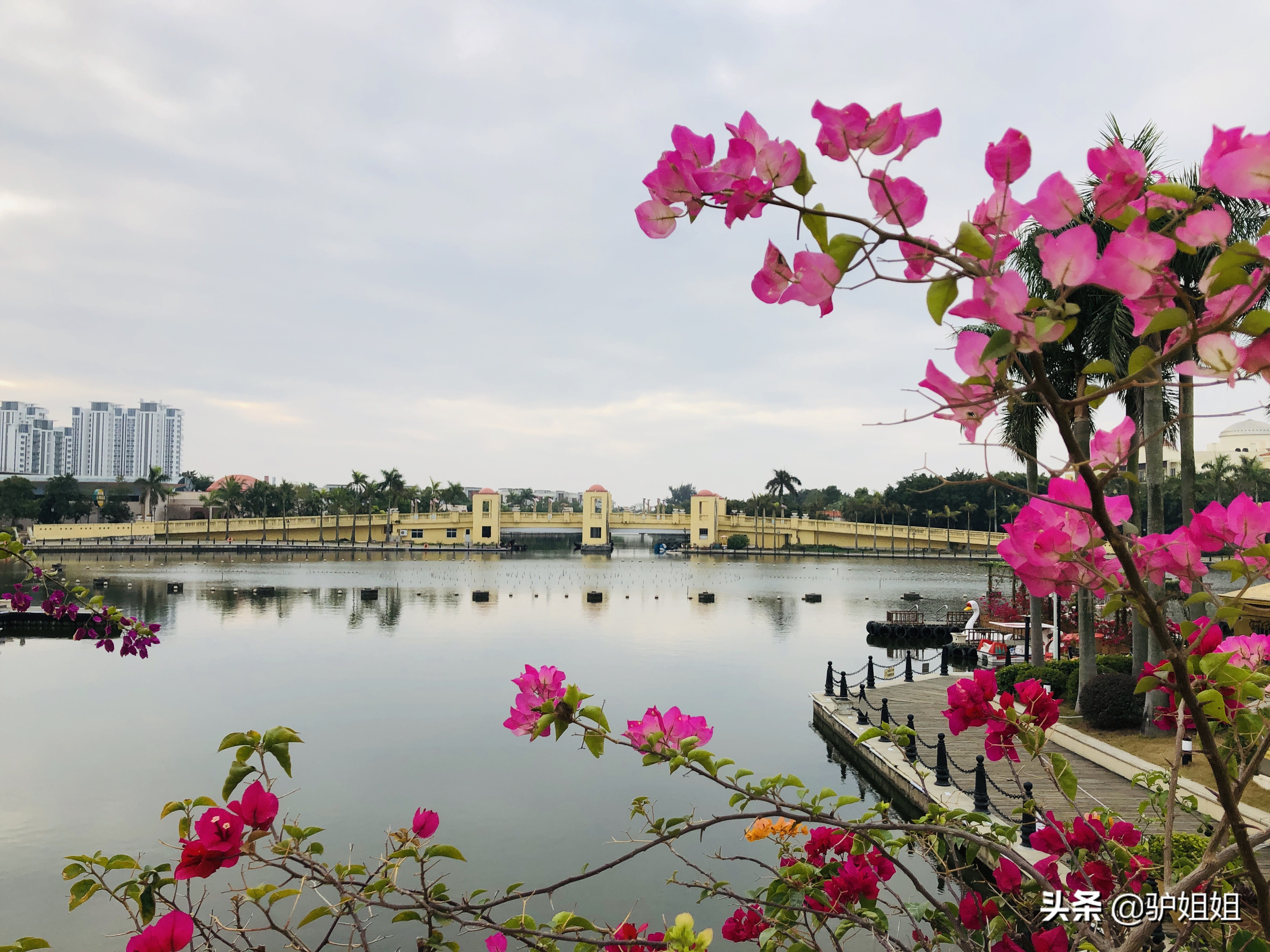 海泉湾，一对母女非常时期的避风港，泡温泉赏美景堪比世外桃源