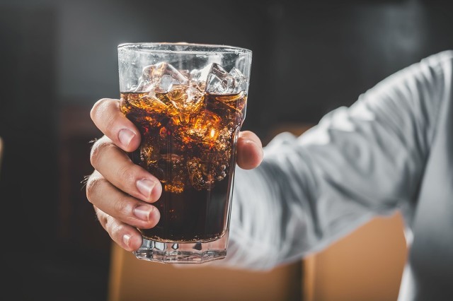 网评：5种“垃圾食品”，全都是你爱吃的，而且很多小孩都很喜欢