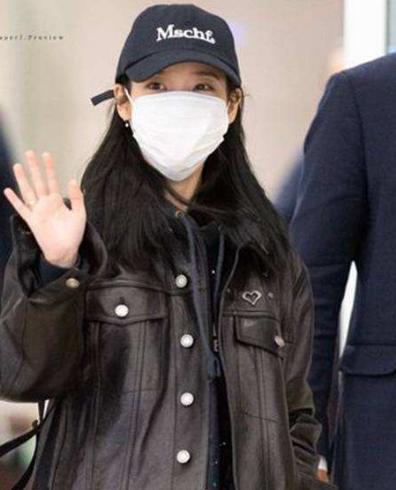 何妤玟：路人粉丝成老公，做缩阴手术被骂，如今离婚同居做朋友